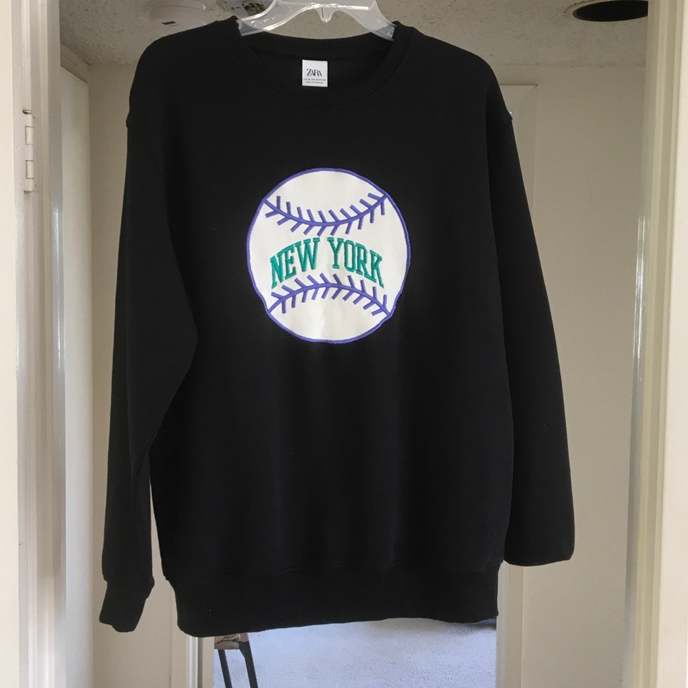 ZARA/BLACK SWEATSHIRTwEMBROIDERED”NEW YORK BASEBALL